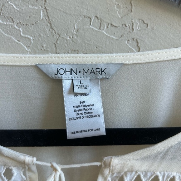 John Mark Cream Flutter Sleeve Blouse with Tie Front - Picture 4 of 6